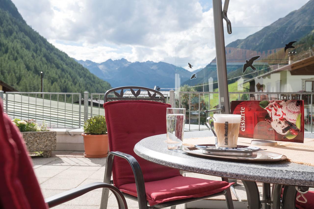 Hotel Gasthof Schoepf Längenfeld Eksteriør billede